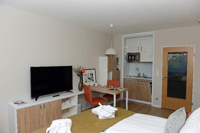 Frederics Muenchen City Schwabing Luaran gambar