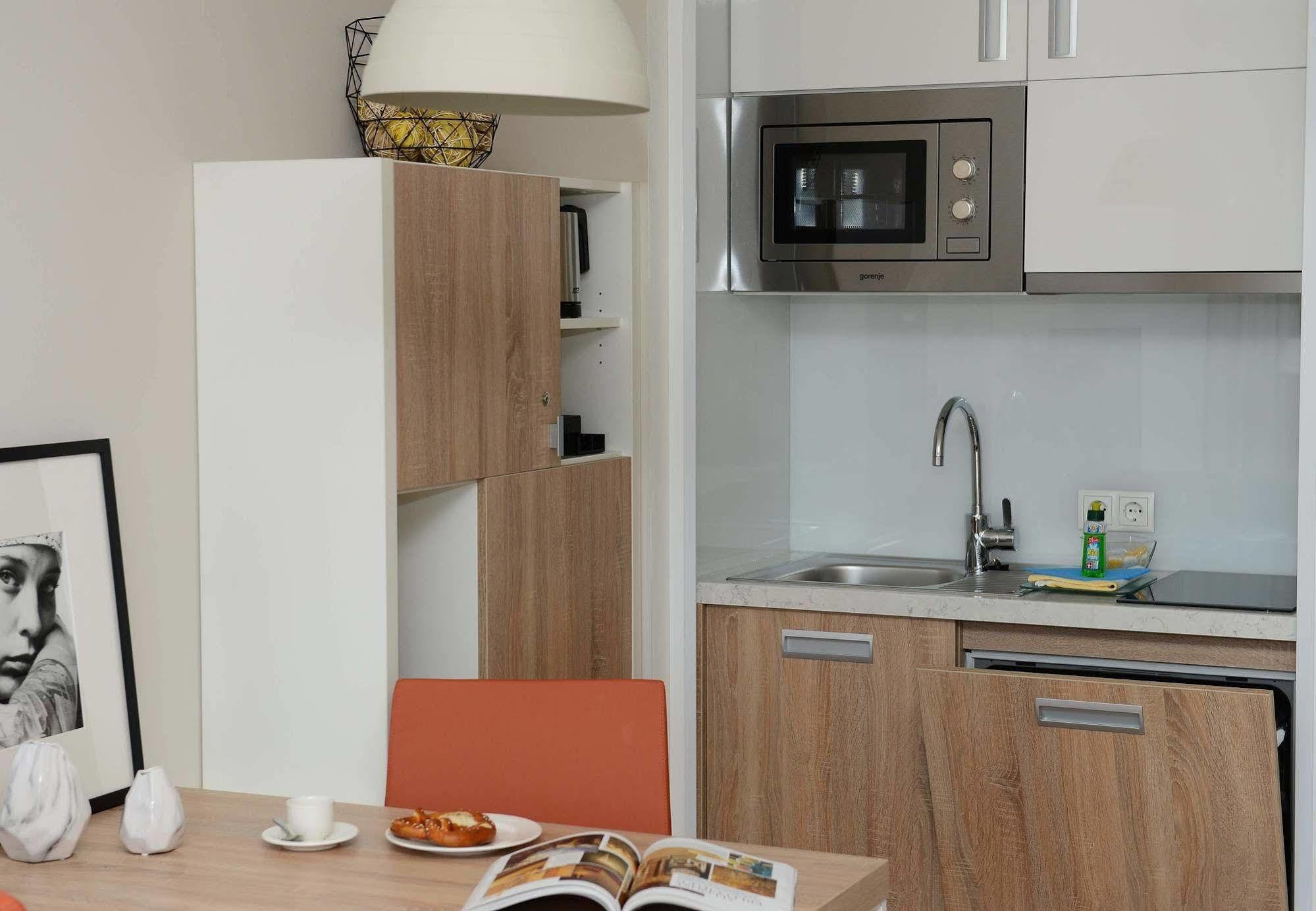 Frederics Muenchen City Schwabing Luaran gambar